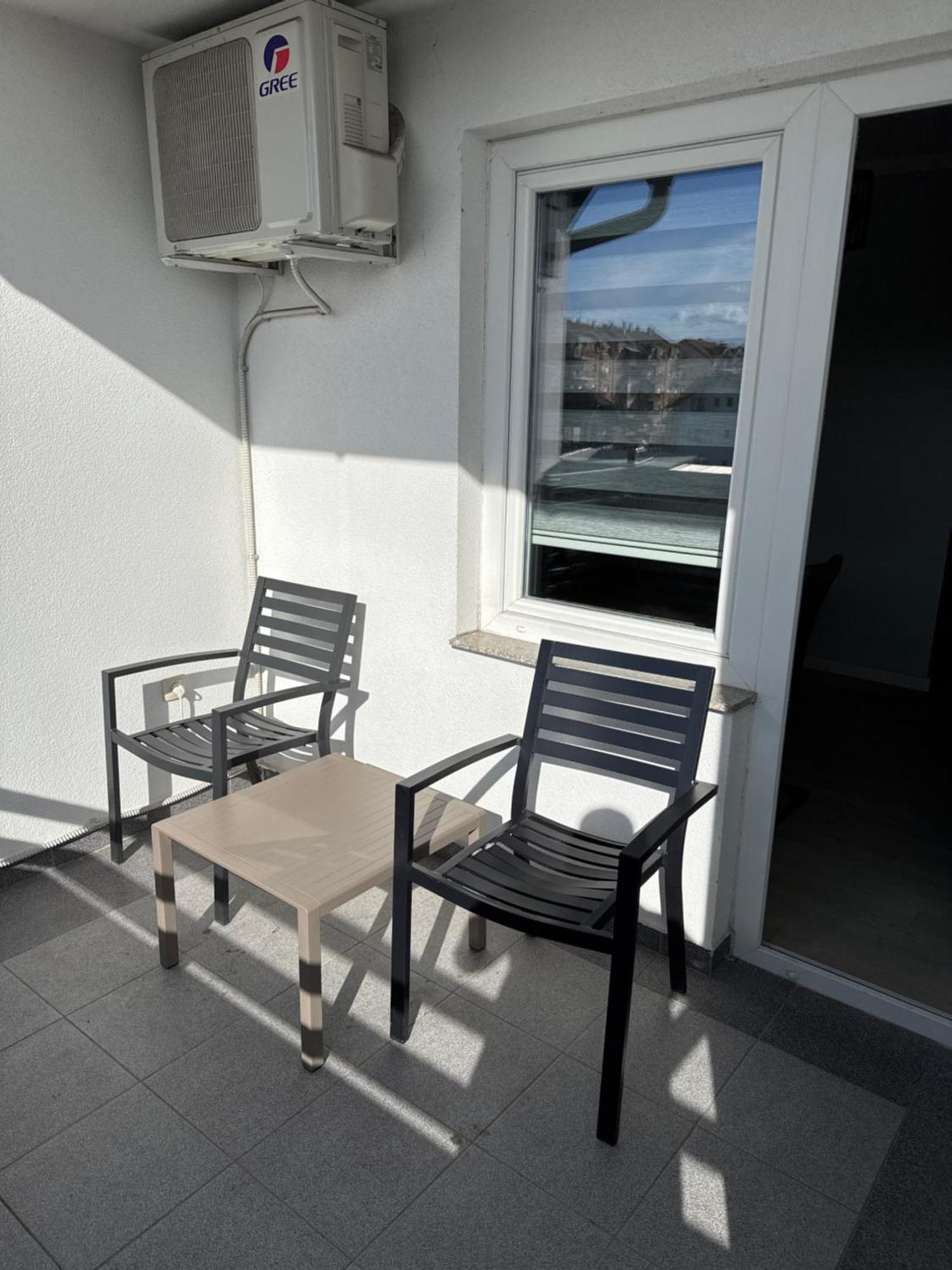 Xl Apartman Teslić Exteriör bild